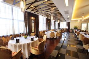 上海食堂承包餐飲服務(wù) 一站式解決方案助力企事業(yè)單位高效運(yùn)營(yíng)